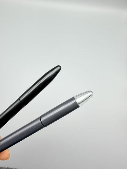 Ultimi blog aziendali su Imballaggio con penna di trucco a cotone a doppio stile per acrinatore e tintura per labbra liquida