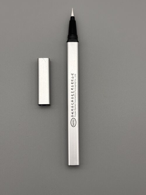 Ultimi blog aziendali su Imballaggio di penne cosmetiche liquide stagnanti per tubi quadrati, penne per eyeliner vuote personalizzate per marchi di bellezza privati Produttore