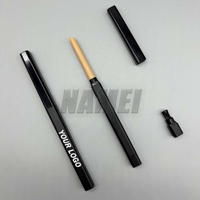 Un buon prezzo. Ingrosso Lip liner Matita Vegan Contenitore Cream Waterproof Logo personalizzato Etichetta privata in linea