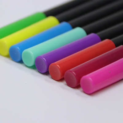 Un buon prezzo. tubo lipliner di alta qualità tubo lipliner logo personalizzato contenitore lipliner materiale pianificabile in linea