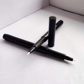 Un buon prezzo. Professionale di cosmetici penna liquida di plastica Eyeliner matita imballaggio Certificazione ISO in linea